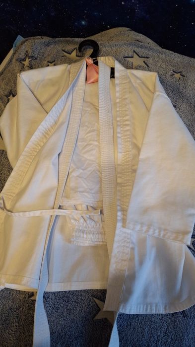 Шлем, перчатки, кимоно