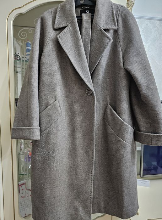 Продам пальто женское