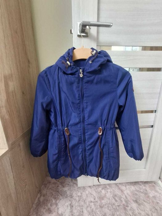 Продам детские куртки на девочку