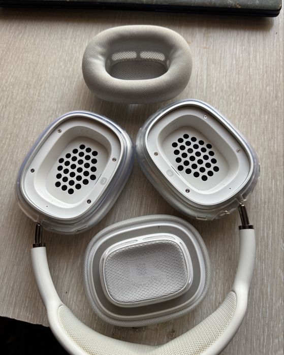 AirPods Max (1-е поколение) в идеале!