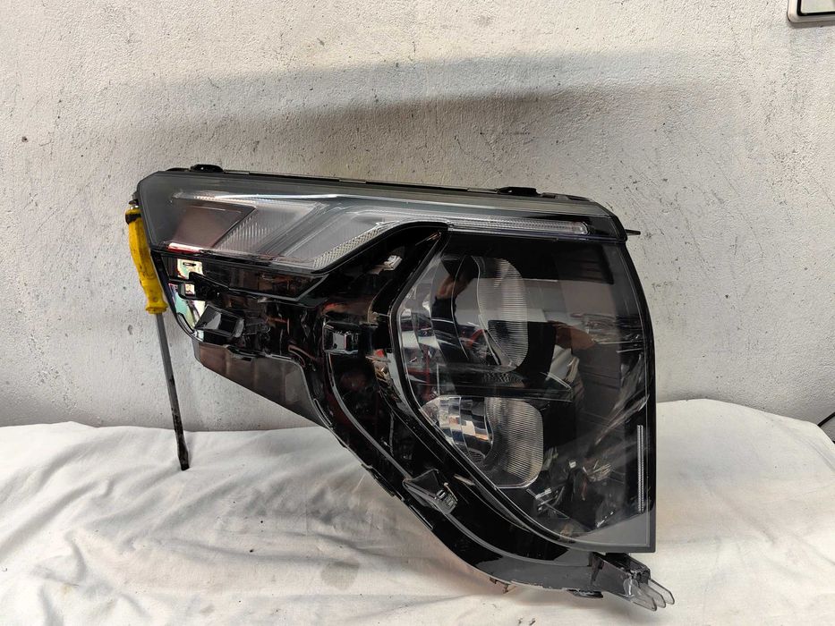 Оригинален фар Форд  Ford Transit  Tourneo Courier Led