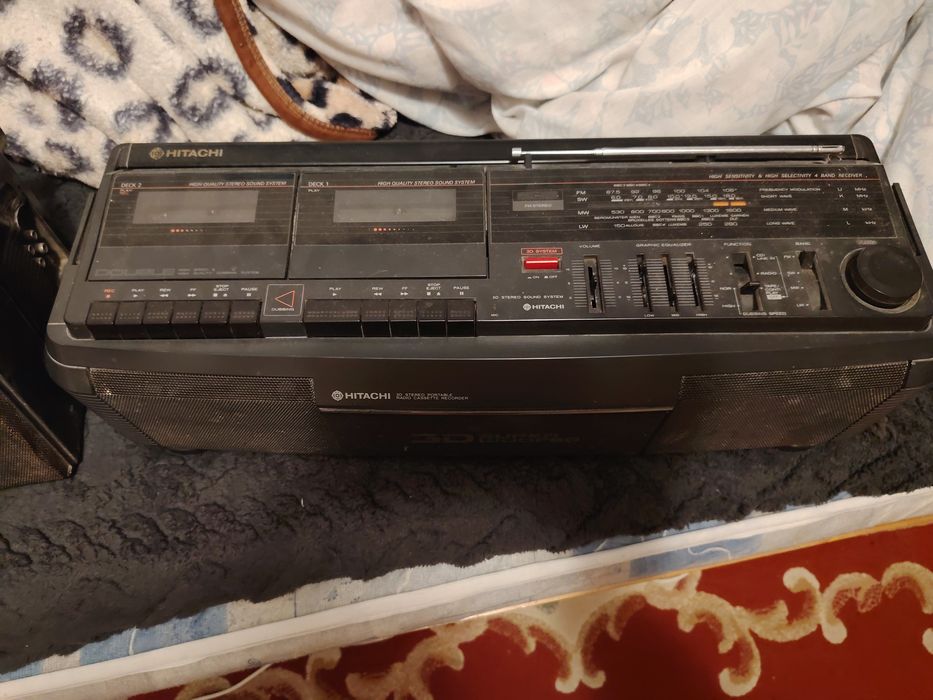 Vind radiocasetofoane