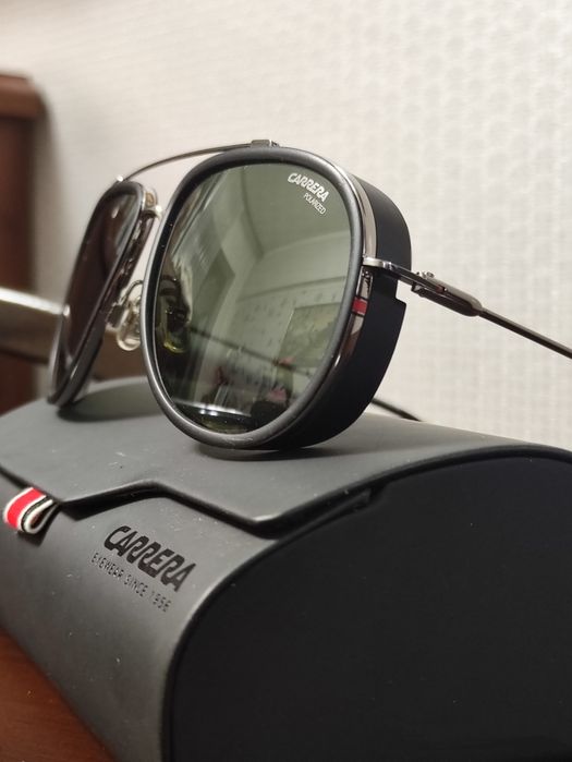 Солнцезащитные очки