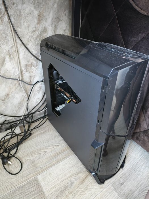 ПРОДАМ КОМПЬЮТЕР полный игровой комплект - включил и играй!