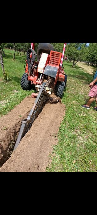 Săpător șanțuri  Ditch witch 3500 D