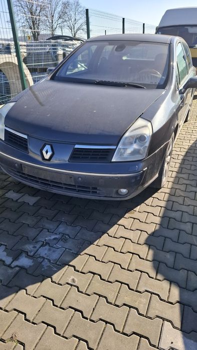 Vand capota, far, bara Vel Satis