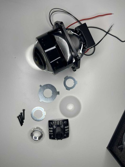 Lupe Faruri Bi LED UNIVERSALE 3 INCH H1/H4/H7 150W 22500 Lumeni