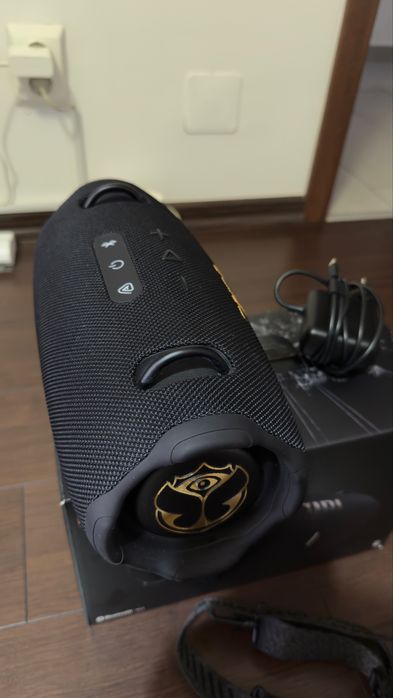 JBL Xtreme 4 full box