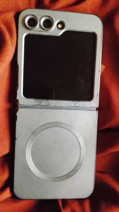 Schimb Samsung Z flip 6