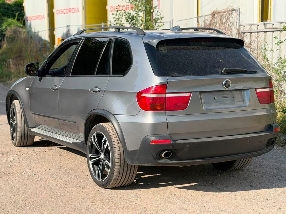 BMW e70 x5 3.0SD на части