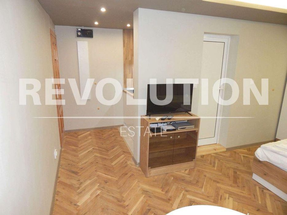 Едностаен апартамент в района на Център!