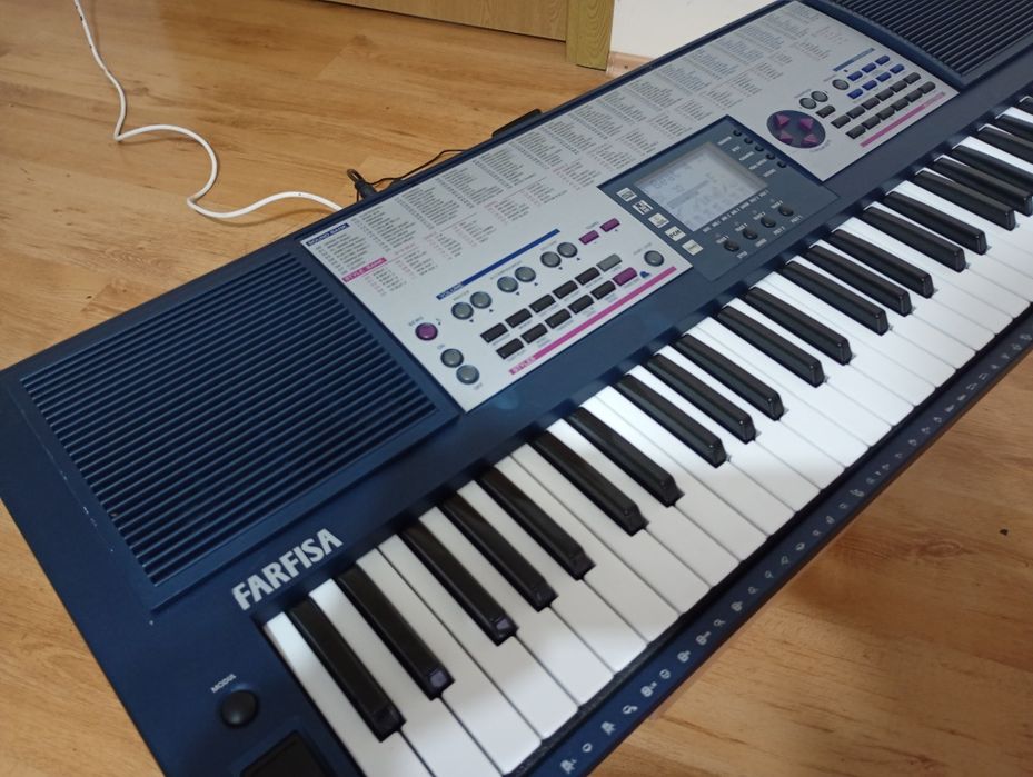 FARFISA TK-84 pian orga sintetizator