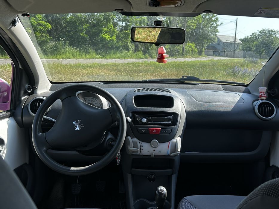 Peugeot 107  barbie limited edition