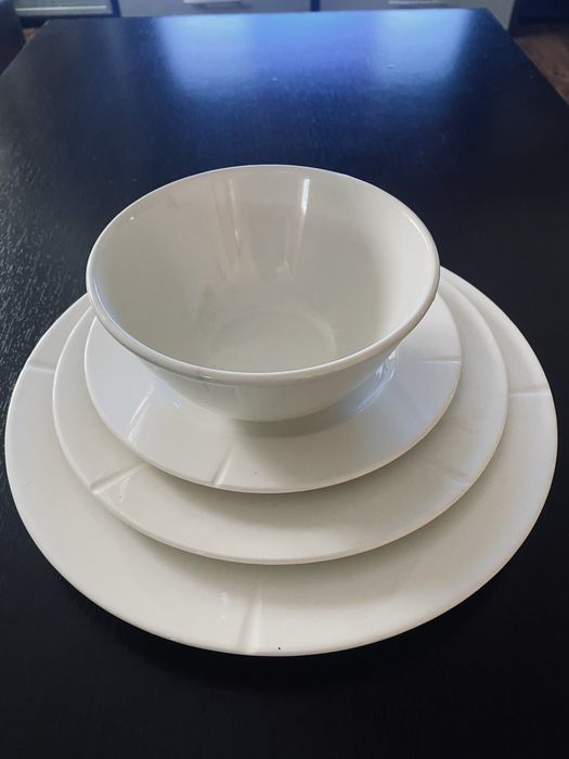 Vand farfuri portelan