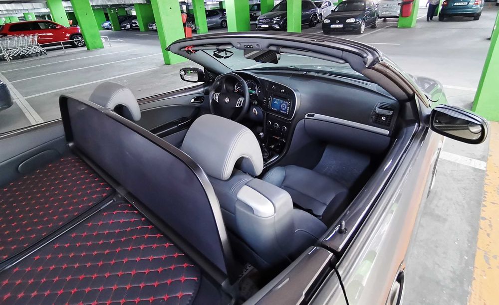 Saab 9.3 Vector Kabrio-Limousine, editie speciala