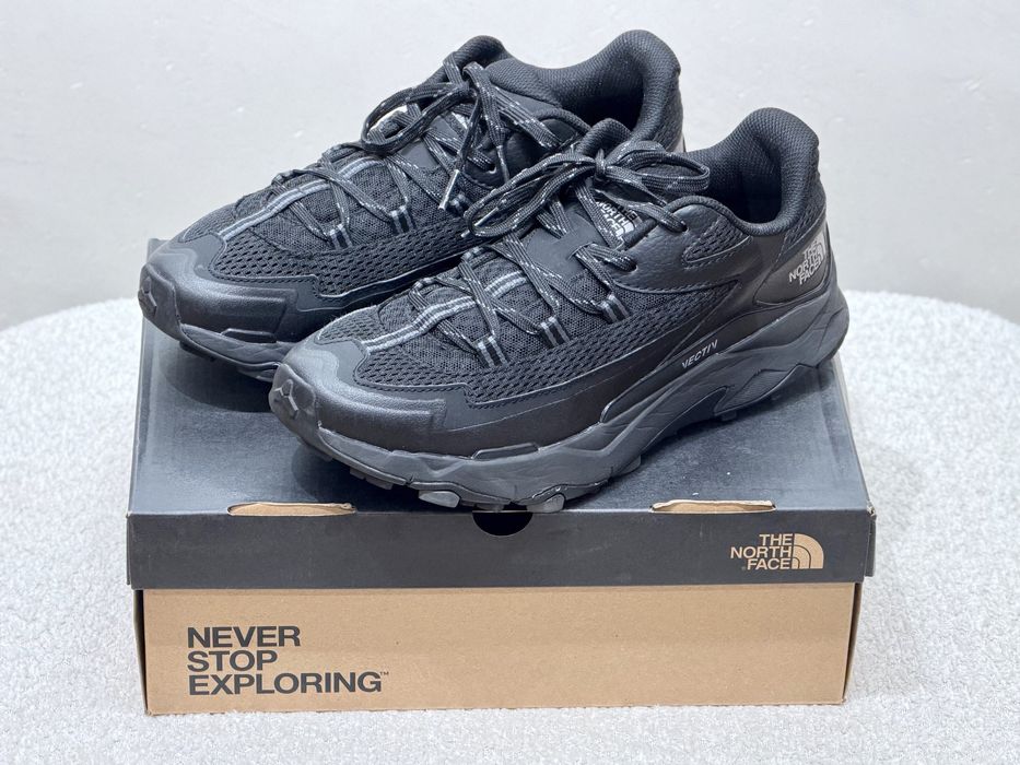 Оригинальные кроссовки The North Face