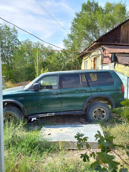 Продам машину срочно