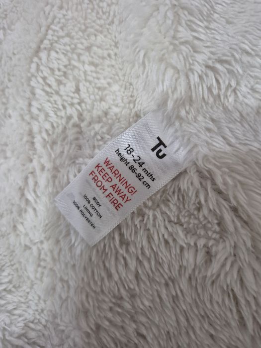 Vând combinezon fetite cu nasturi