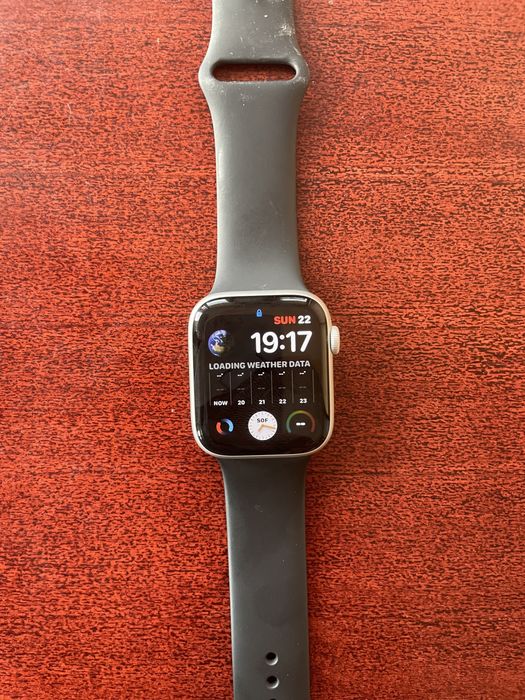 Apple watch 6 44 мм