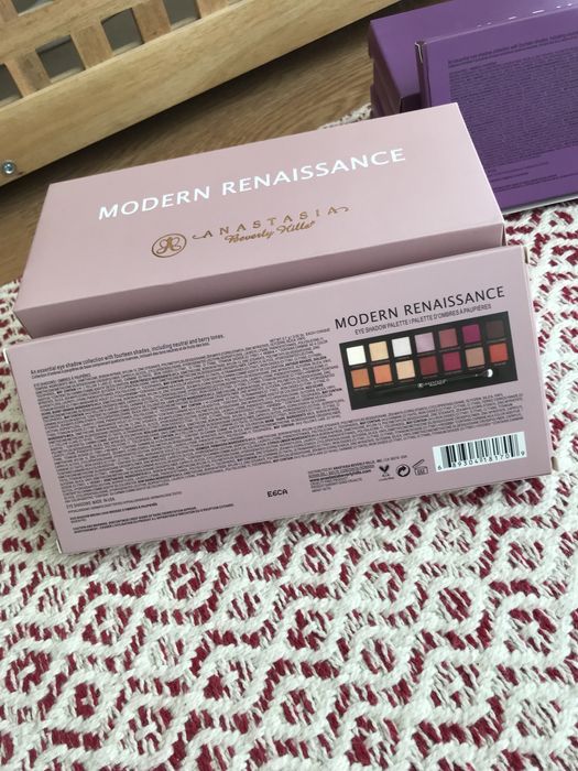 Modern Renaissance Anastasia Beverly Hills Paleta Gucci Fendi Douglas