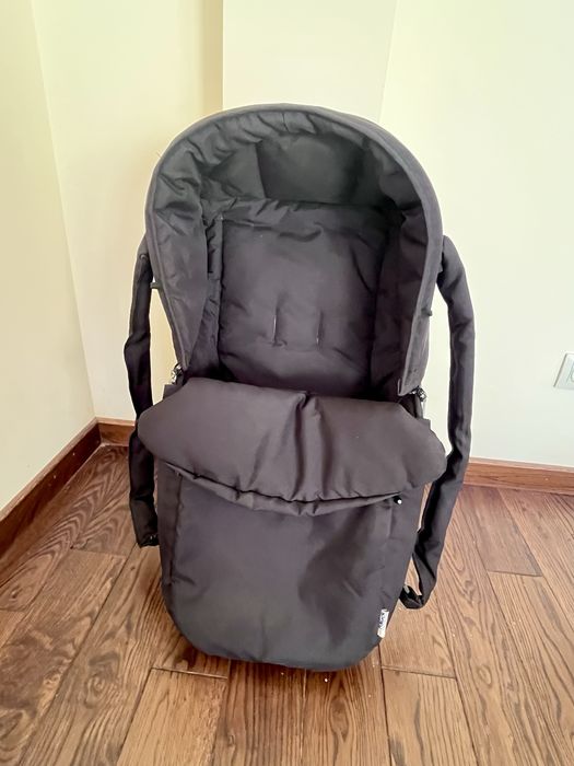 Универсално порт бебе / кошница / зимен чувал 2в1 Hauck Carrycot