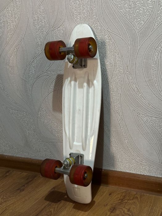 Продаю пениборды