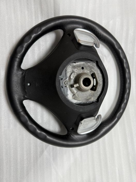 Volan Bmw X5 E70,X6 E71 negru complet cu airbag si padele