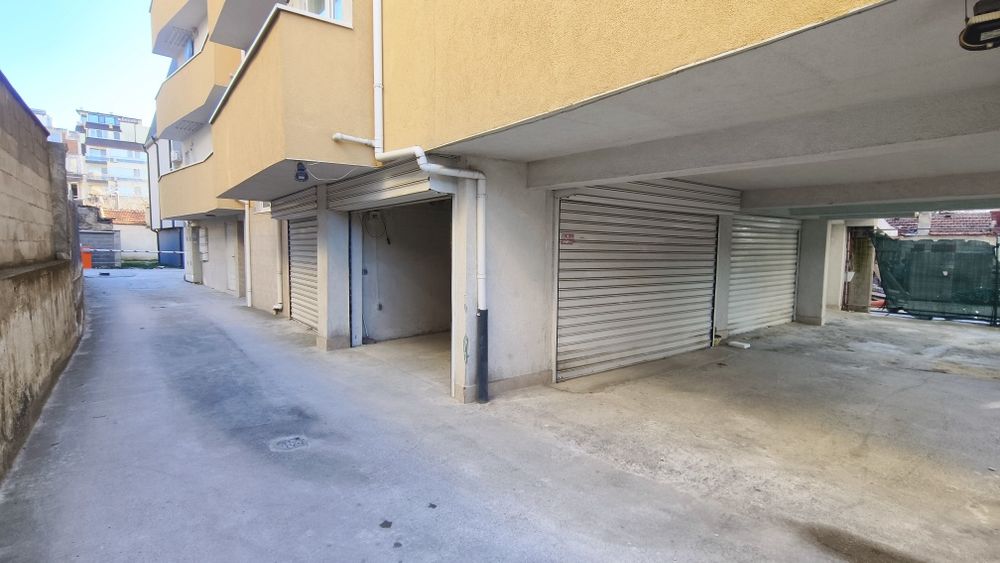 Продава се Гараж / Паркомясто в Варна, Гранд Мол Варна - 15 кв.м за 2000 €/кв.м - Снимка #9