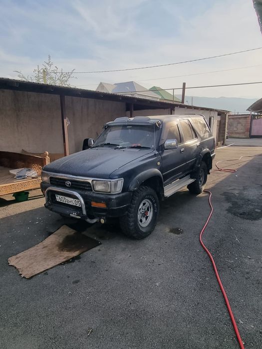 Tayota hilux surf