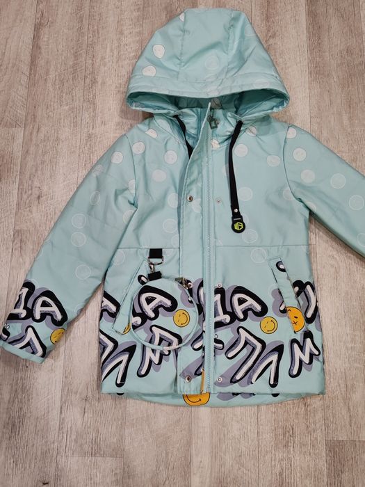 Куртка осень - весна 7-9 лет