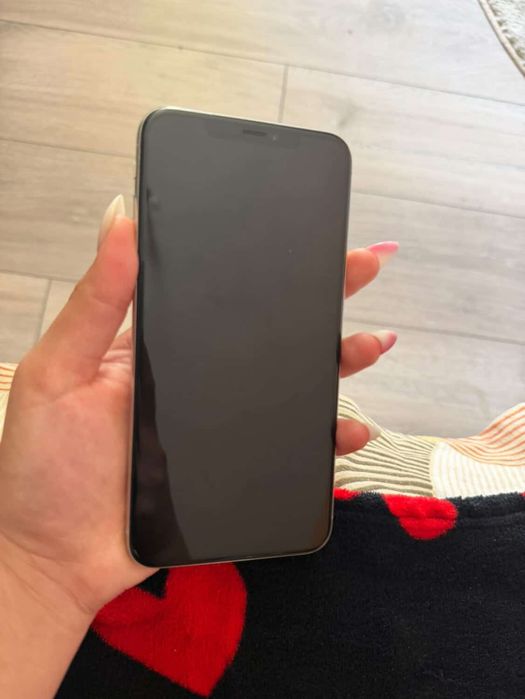 Iphone XS Max В много добро състояние