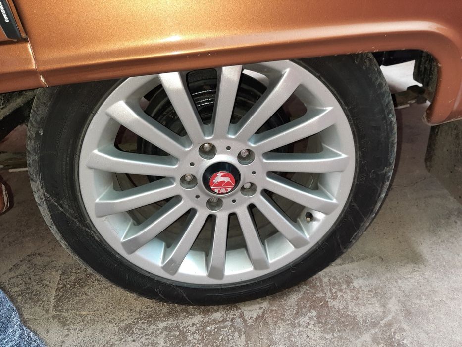 R17 BMW diska sotiladi