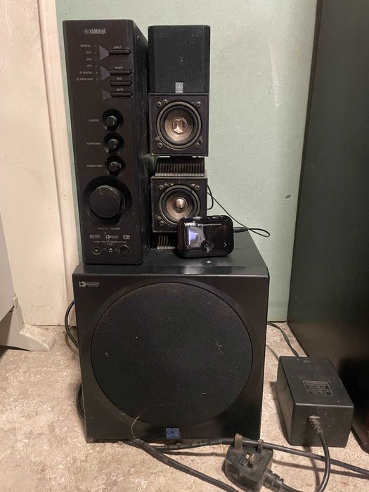 Sistem audio YAMAHA 3+1 cu emițator bluetooth