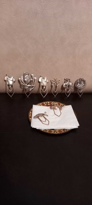 Miniaturi vechi din metal