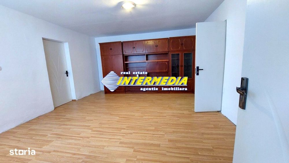 Apartament cu 2 camere la casa in Blaj, zona Centrala