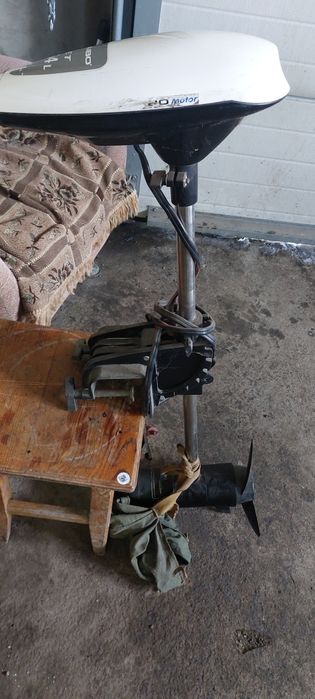 Продам электро мотор для лодки.