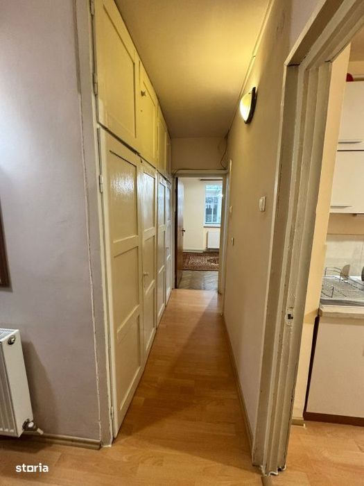 Apartament 3 camere, 74 mp, zona Sasar