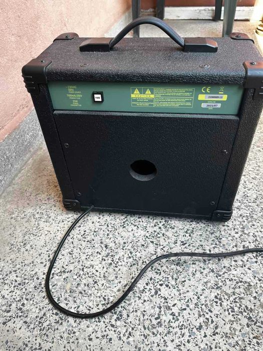 Усилвател STAGG 15GA DR