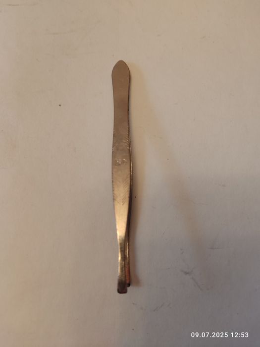 Скальпель и пинцет