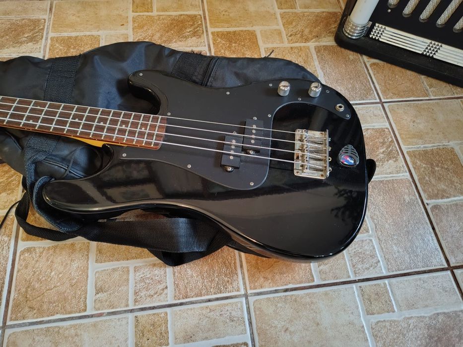 Chitară Bas Electric Samick Precision -  Bass 4 corzi – Coreea