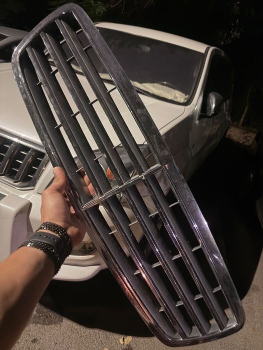 W203 бампер передний фары