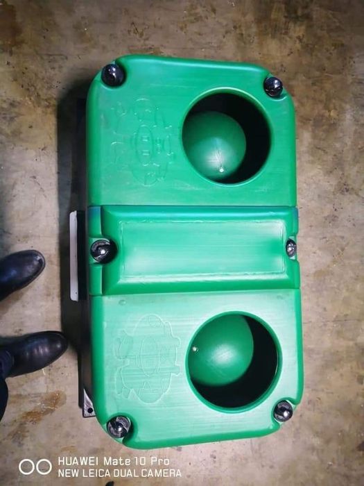 Front furajeri . Fronturi animale .panouri despartitoare.bovine.Cusete