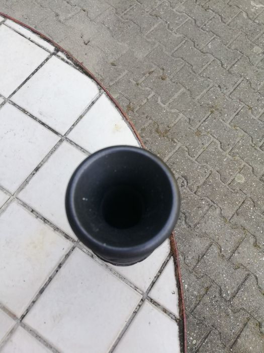 Ваза от естествен камък