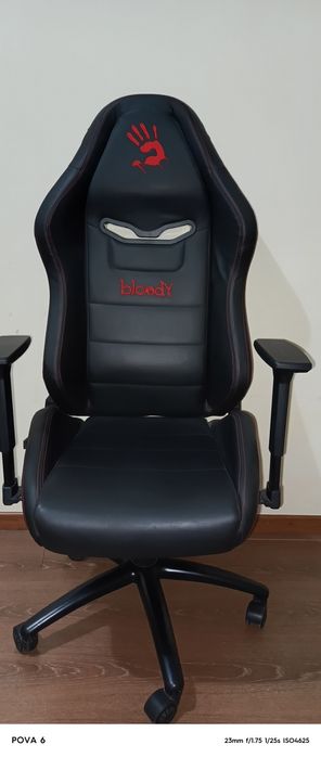 Kreslo sotiladi, sizga qulay narxlarda