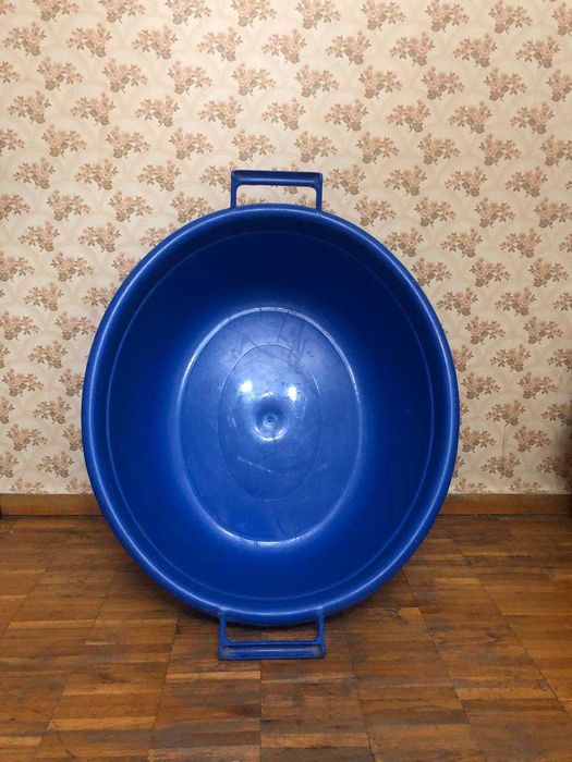 Продам большой пластмассовый таз