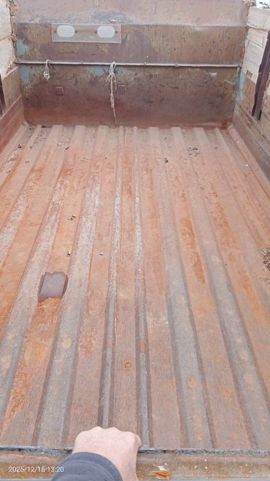 Маз сатылады  5551