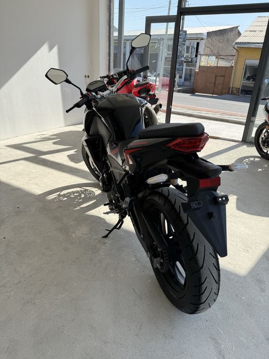 Мото QIUMOTORS Srit fiter 400 куб 1950$ 800км