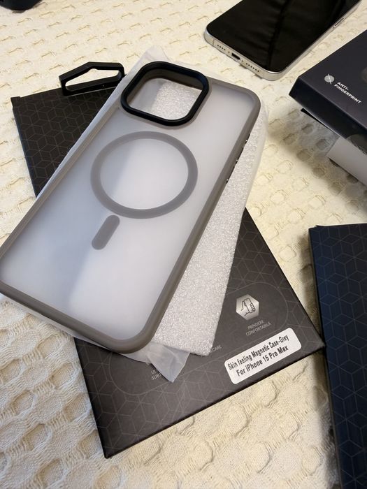 Folie si huse Iphone 15 Pro Max