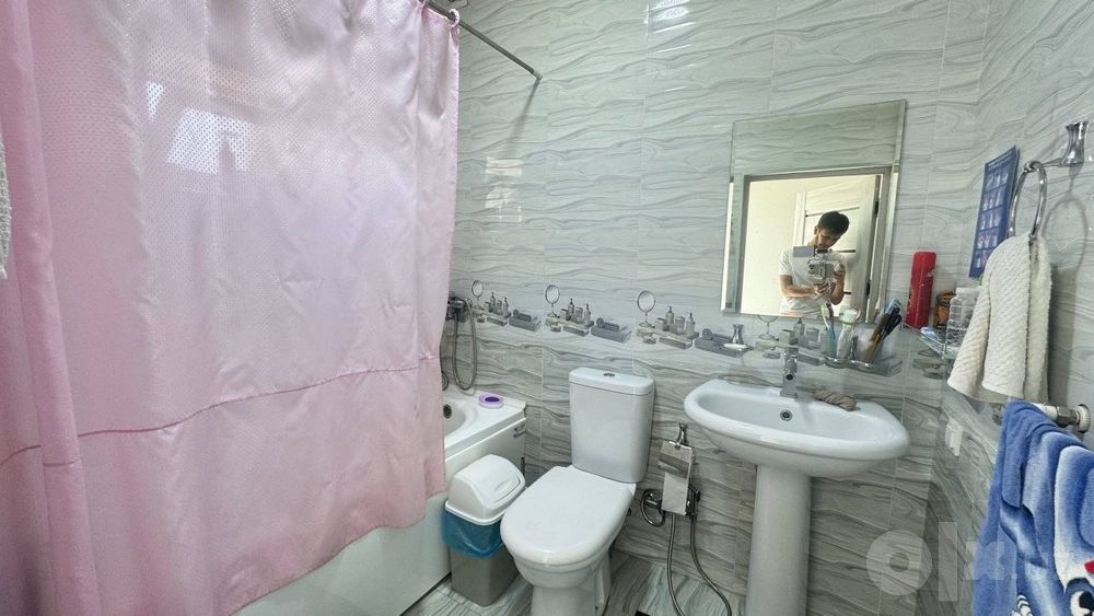 Nazarbek Pushkindan pasroda 7-maktab orqasi