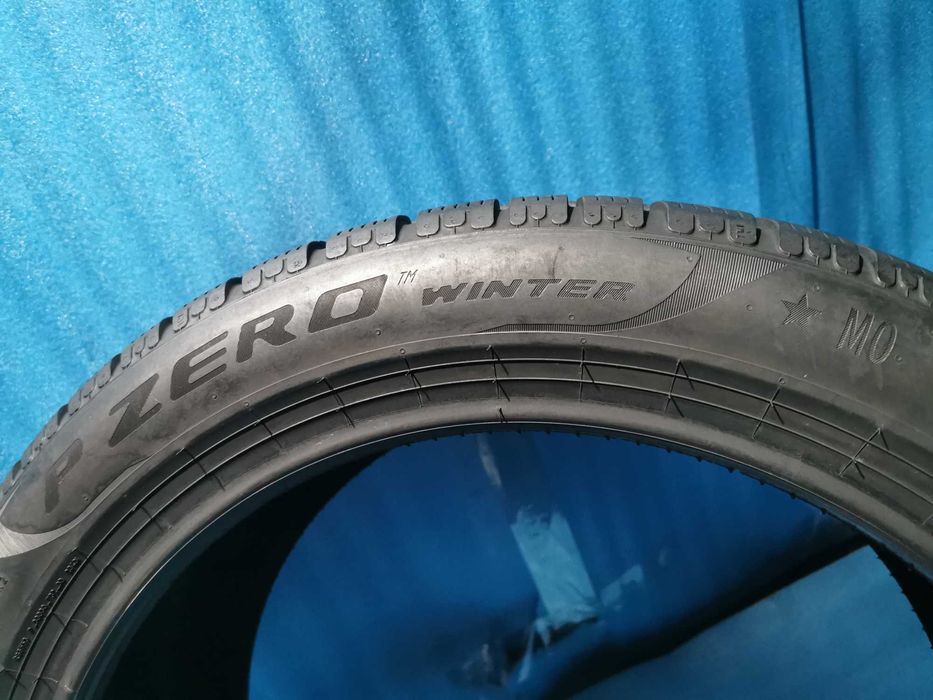 275/40 R19 pirelli m+s 2 bucati